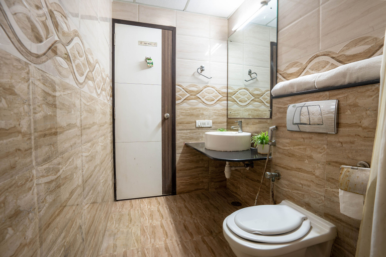 Bathroom 4, Compact Tea Square, Bangalore