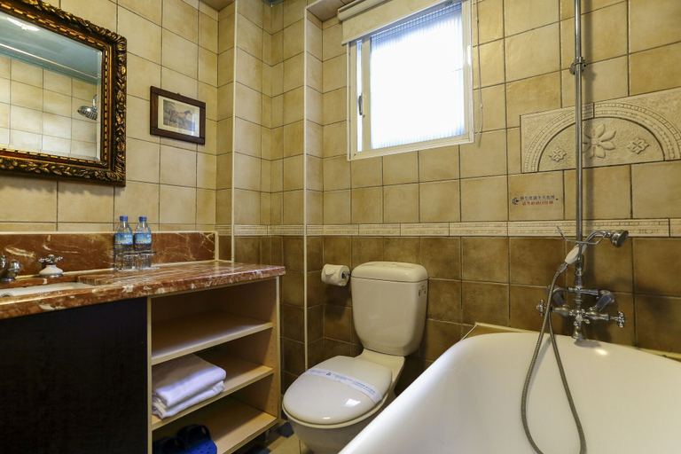 Bathroom 3, Cingjing Xiafei Music Villa, Nantou