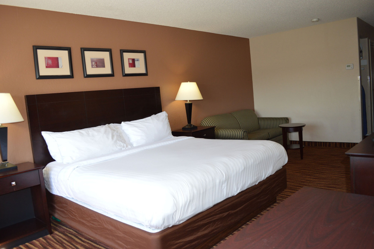 Bedroom 5, First Choice Inns at the Swell, Grand