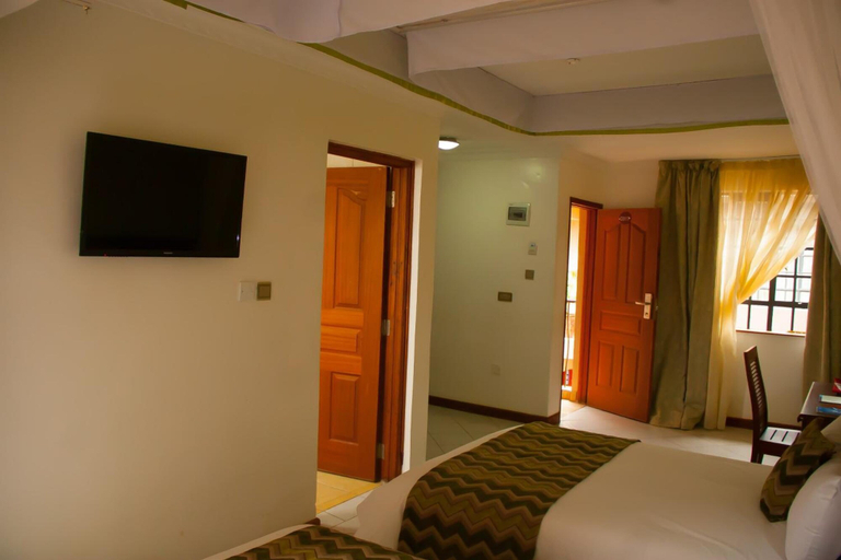 Bedroom 4, 67 Airport Hotel, Mavoko
