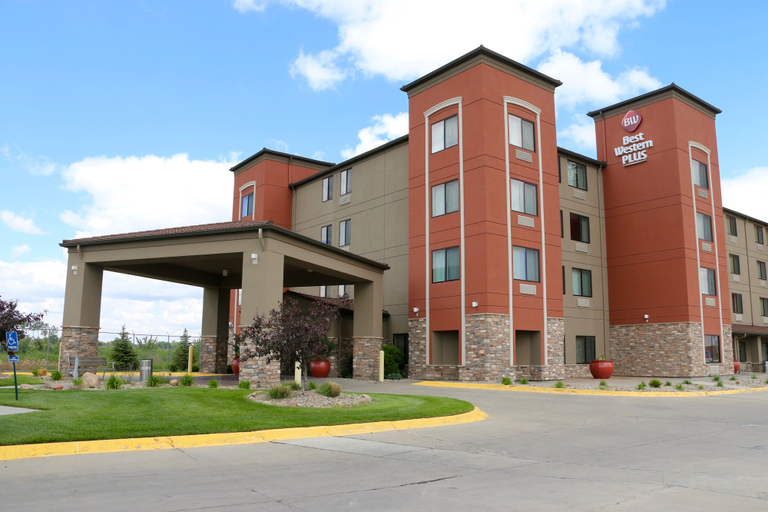 Exterior & Views 2, Best Western Plus Omaha Airport Inn, Pottawattamie
