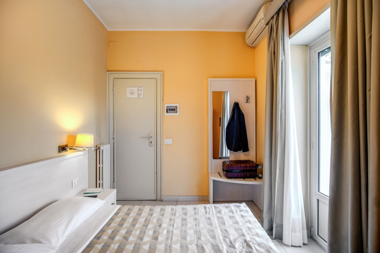 Bedroom 2, Casa Per Ferie Ravasco San Pietro, Rome