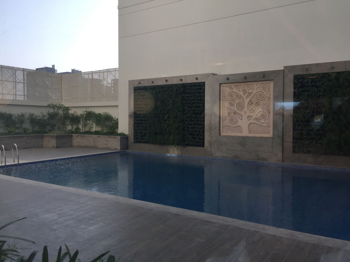 Sport & Beauty 2, Lemon Tree Hotel, Sector 60, Gurugram, Gurgaon