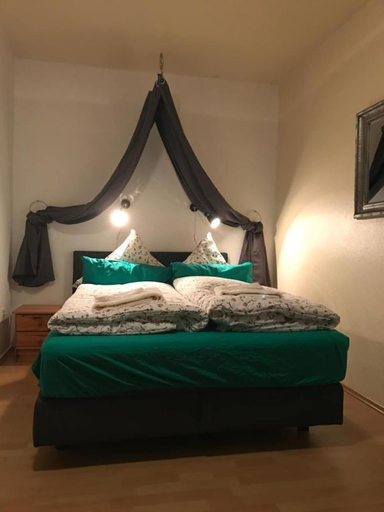Bedroom 2, Landgasthaus Leezdorfer Hof, Aurich