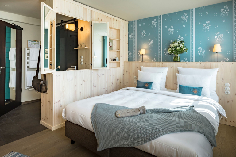 Bedroom 4, Marias Platzl, München