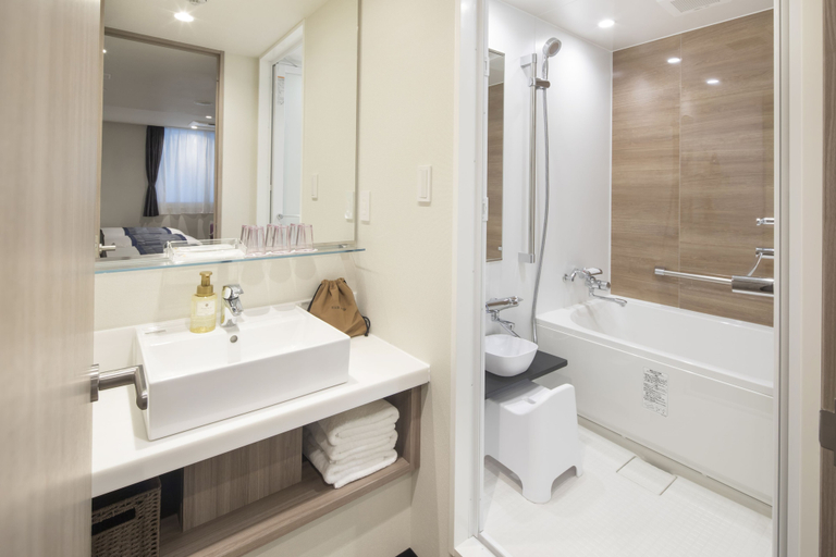 Bathroom 5, Hotel MyStays Gotanda Station, Shinagawa