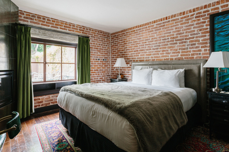 Bedroom 2, Granada Hotel & Bistro, San Luis Obispo