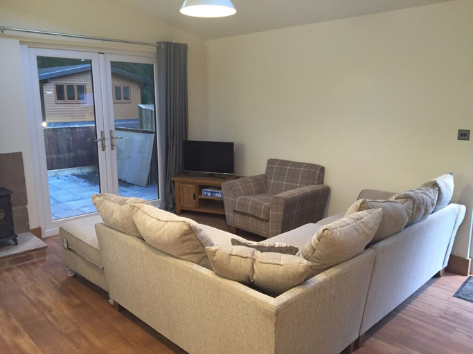 Others 4, Shellow Lane Lodges, Cheshire East