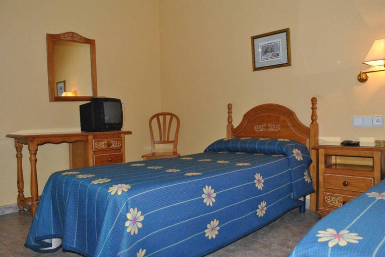 Bedroom 4, Rey Teodomiro, Alicante