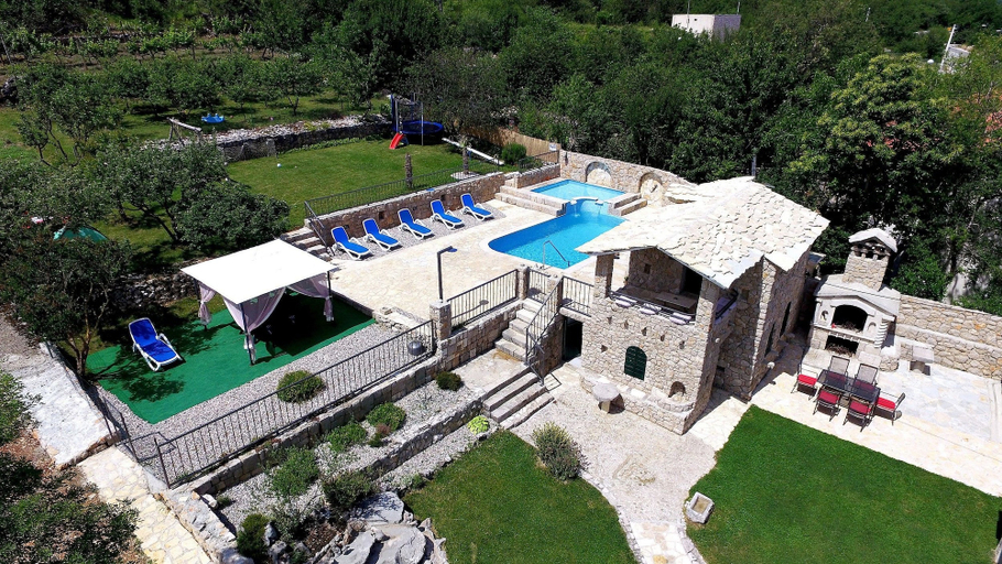 Exterior & Views 1, Villa Marchelina, Podbablje