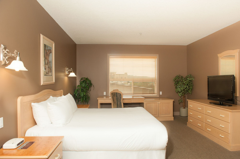 Bedroom 3, Prime Hotel, Division No. 16