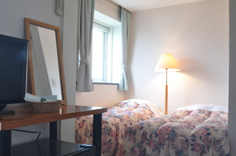 Bedroom 2, Country Inn The White Marine, Tonoshō
