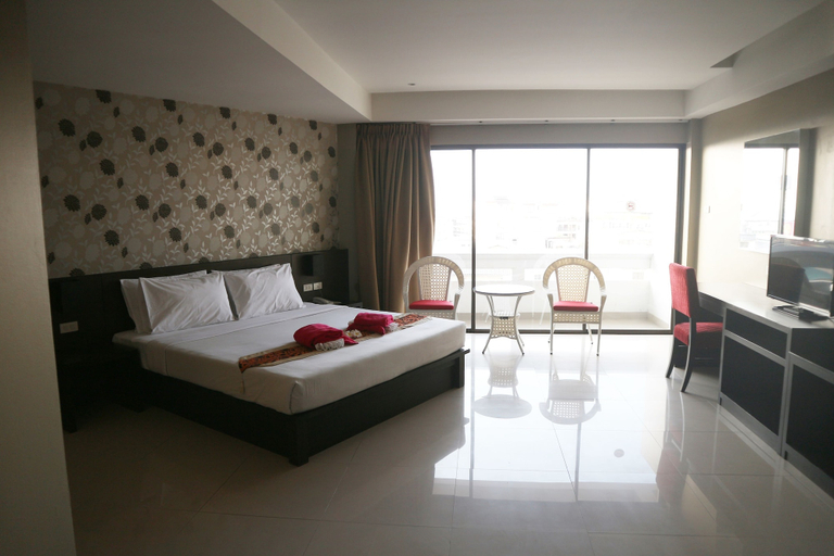 Bedroom 3, Welcome Plaza Hotel, Pattaya