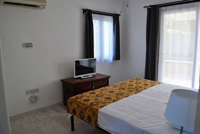 Bedroom 3, Villa Canna by Amy Villas