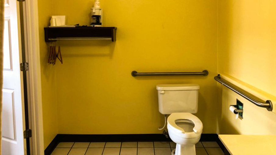 Bathroom 3, Western Motel, Ben Hill