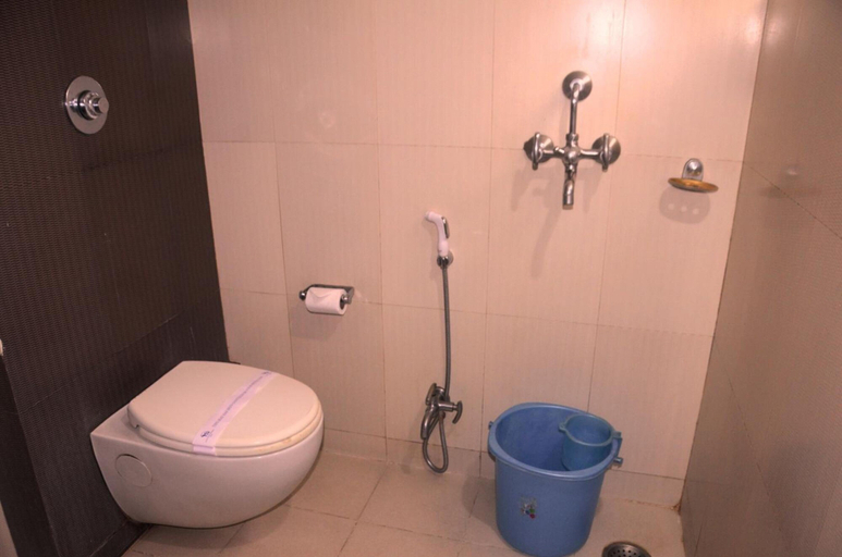 Bathroom 4, Hotel Pratap Residency, Ranchi