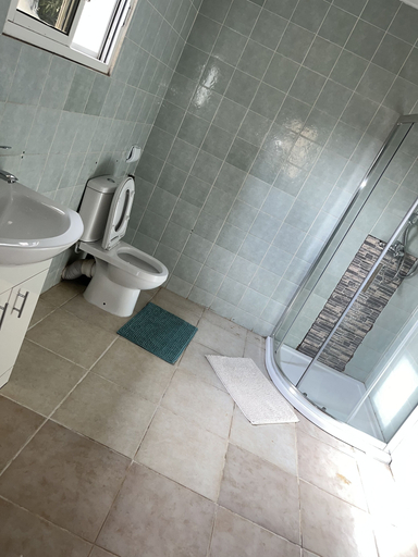 Bathroom, Champions Lodge Brusubi Gambia, Kombo Saint Mary
