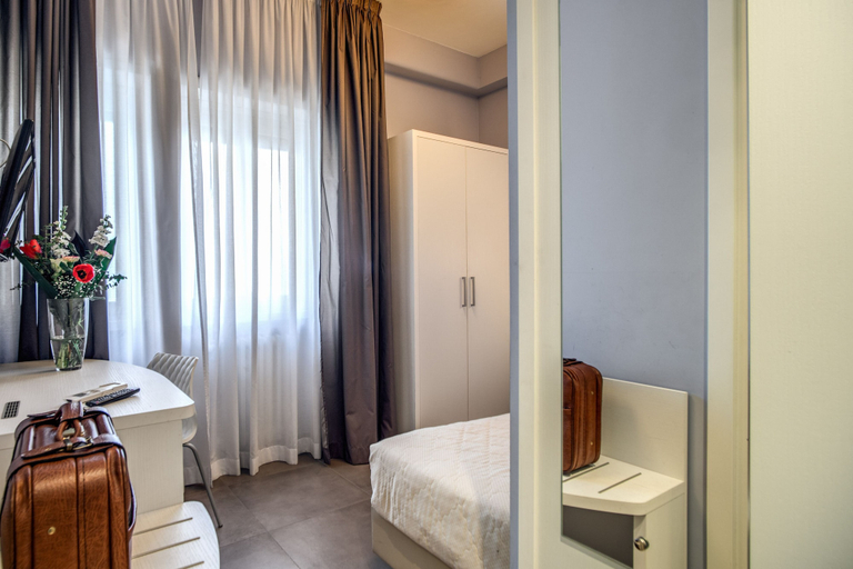 Bedroom 4, Casa Per Ferie Ravasco San Pietro, Rome
