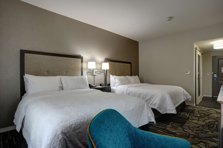 Bedroom 4, Hampton Inn & Suites Ardmore, Carter
