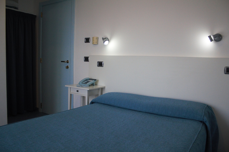 Bedroom 3, Hotel La Sorgente, Brindisi