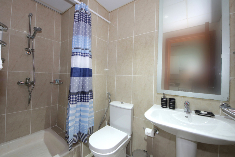 Bathroom, Studio Apartment in Palace Tower 2, Dubai