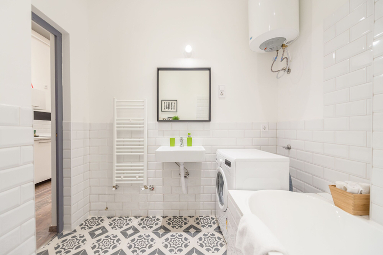 Bathroom 4, Venus Apartments - Almassy Park, Budapesti
