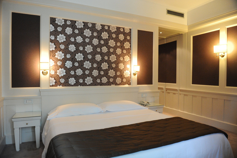 Bedroom 4, Europa Hotel Design Spa 1877, Genova