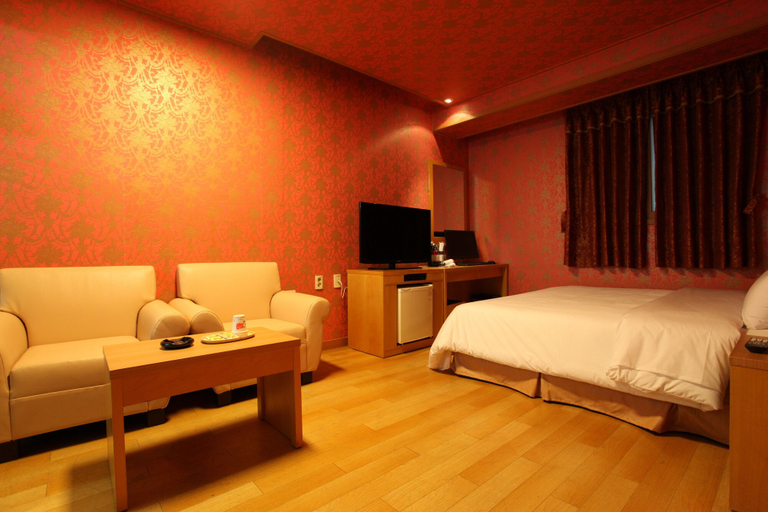 Bedroom 4, Prince Hotel, Gangnam