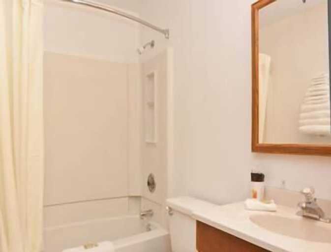 Bedroom 17