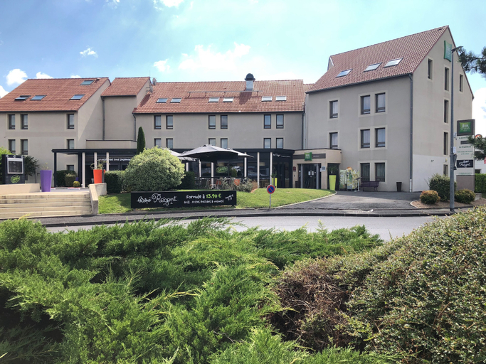 Exterior & Views 2, ibis Styles Clermont Ferrand Le Brezet Aeroport, Puy-de-Dôme