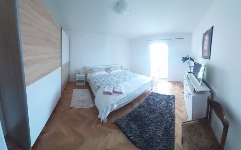 Bedroom 4, Modern Luxury 2-bedroom apt With Balcony & Patio, Rijeka