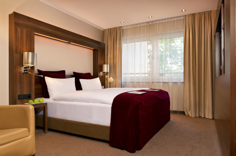 Bedroom 3, Flemings Hotel Frankfurt Main - Riverside, Frankfurt am Main