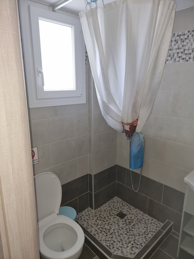 Bathroom, Pleasure Studios Centre Thera, South Aegean