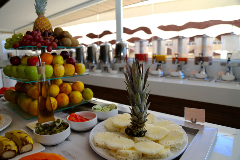 Food & Drinks 7