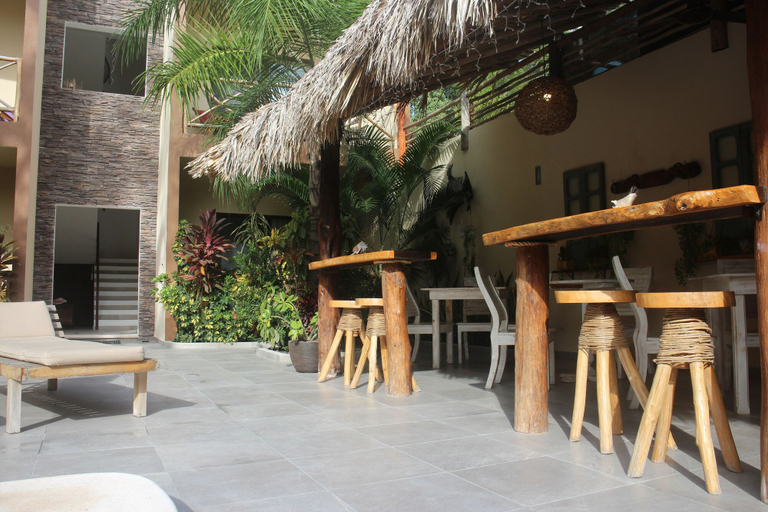 Food & Drinks 5, Basic Tulum, Cozumel