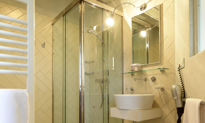 Bathroom 3, Tenuta Santi Giacomo e Filippo, Pesaro E Urbino