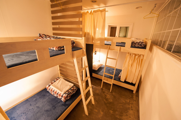 Bedroom 5, Inno Hostel & Pub Lounge Hongdae, Mapo