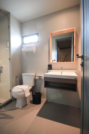 Bathroom 4, THA City Loft by TH District, Wattana