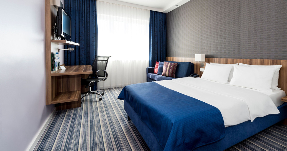 Bedroom 27