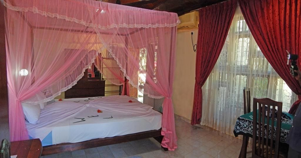 Bedroom 2, Rico Shadow Guest House, Wennappuwa