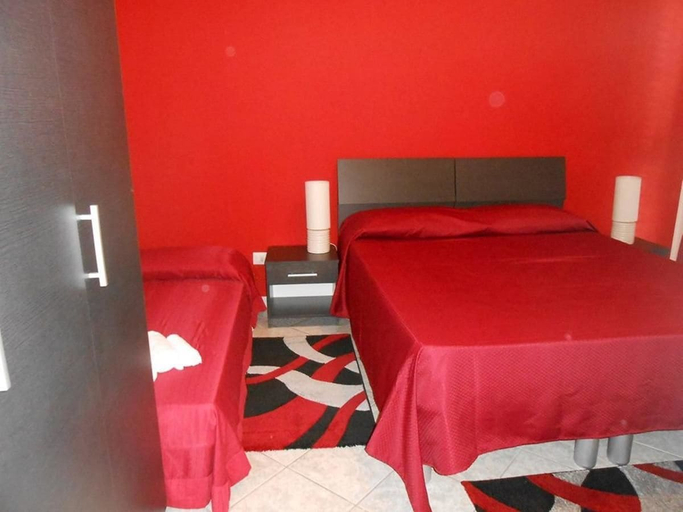 Bedroom 4, B&B Paradiso, Catanzaro