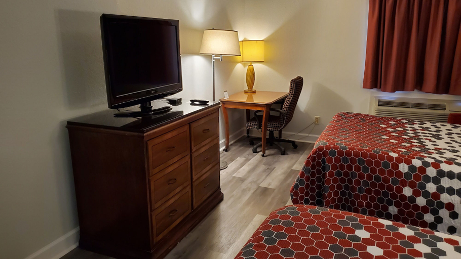 Bedroom 4, Stonewood Inn & Suites Carrollton - Smithfield, Isle of Wight