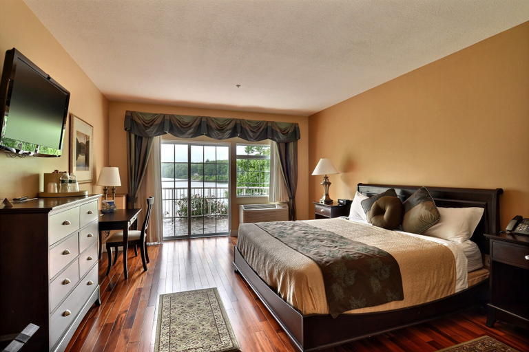 Bedroom 3, Riverside Hotel, an Ascend Collection Hotel, Cheshire