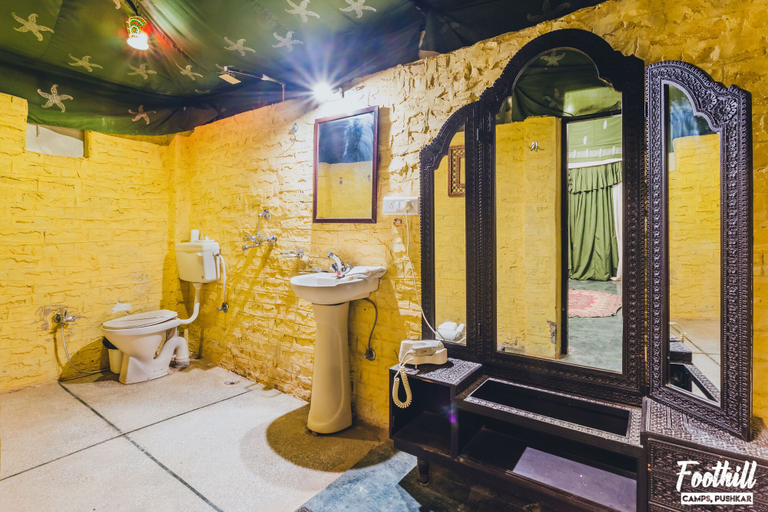 Bathroom 5, Foothill Pushkar Resort, Ajmer