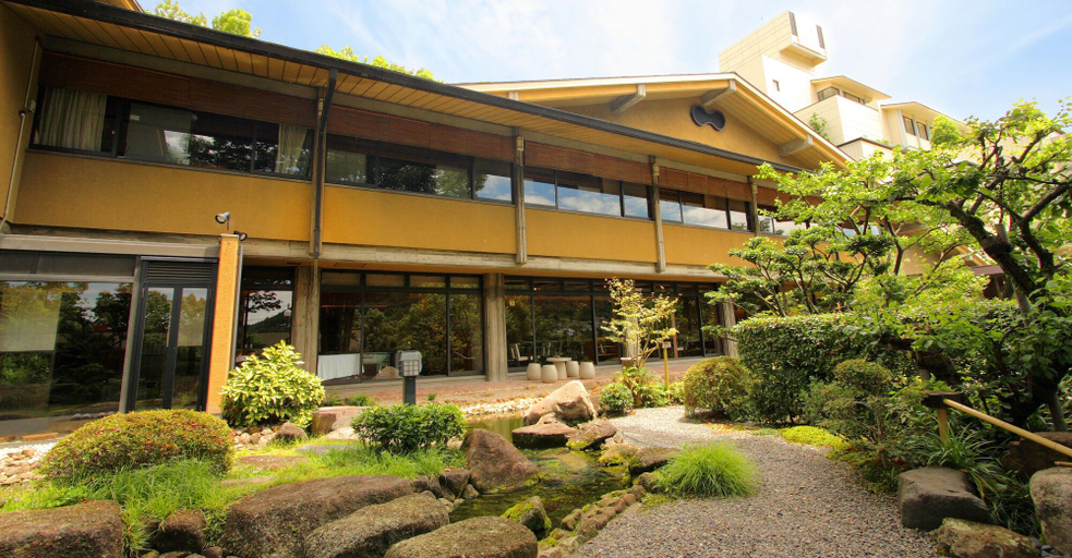 Exterior & Views 2, NAGARAGAWA SEIRYU HOTEL, Gifu