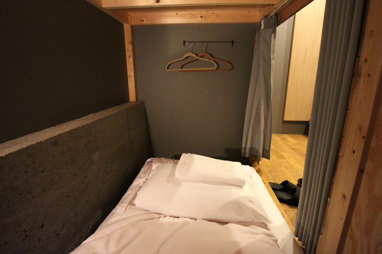 Bedroom 3, SHARIN Kanazawa Traveler's Inn - Hostel, Kanazawa