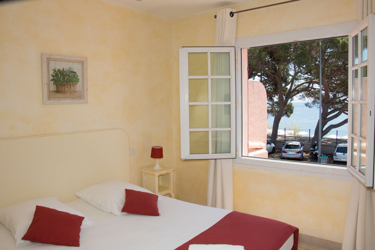 Bedroom 2, Hotel & Spa La Villa, Var