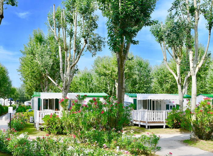 Exterior & Views 2, Isamar Holiday Village, Venezia