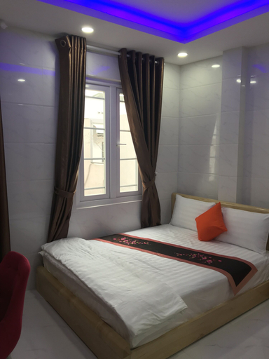Bedroom 3, Deluxe 1 bed ,1 Bath ,2 Guests, District 1
