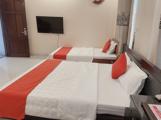 Bedroom 5, Titanic Hotel, Từ Liêm